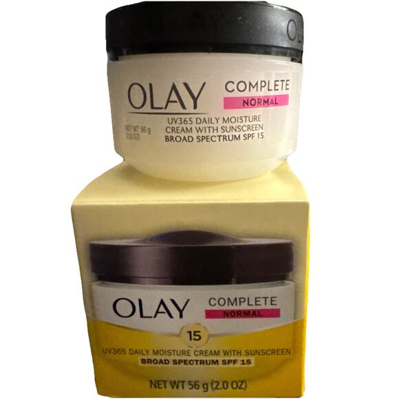 Olay Daily Moisture Cream With Sunscreen Spf 15 Oil Free 2 OZ New In Box - Picture 1 of 2